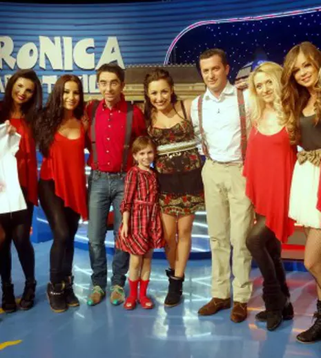 Andra cântă diseară la “Cronica Cârcotaşilor”