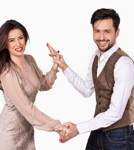 Alexandru Constantin şi Diana Bart au transformat "Focus monden" în "Click!"