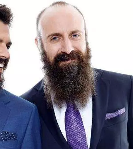 Mehmet Günsür şi Halit Ergenç, din “Suleyman”, sexy şi bărboşi