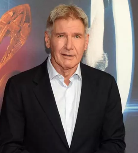Harrison Ford, rănit pe platoul de filmare, a fost operat la picior