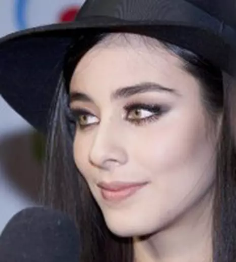 Esmeralda Pimentel şi-a recucerit fostul iubit cu ajutorul unui... şaman