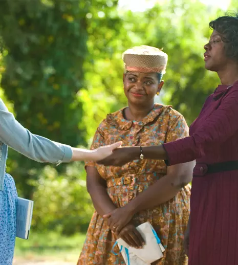 Recomandarea TVmania pentru seara de vineri, 25 mai: „Culoarea sentimentelor” cu Emma Stone și Viola Davis