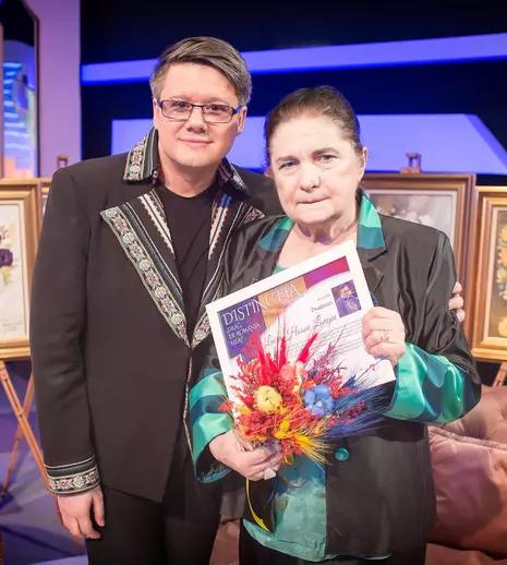 Realizatoarea TV Lucia Hossu Longin este invitata lui Paul Surugiu Fuego, la „Drag de România mea”
