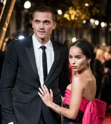 Zoë Kravitz și Karl Glusman s-au căsătorit în secret