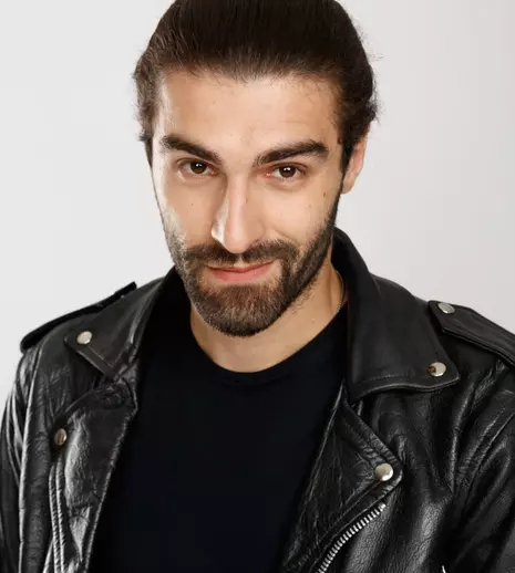 Daniel Nuţă, protagonistul serialului „Sacrificiul”, a muncit şi în vacanţă