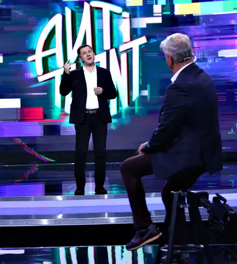 Doru Octavian Dumitru, invitat special în cadrul emisiunii  „Antitalent”: „Pe scenă se transformă”