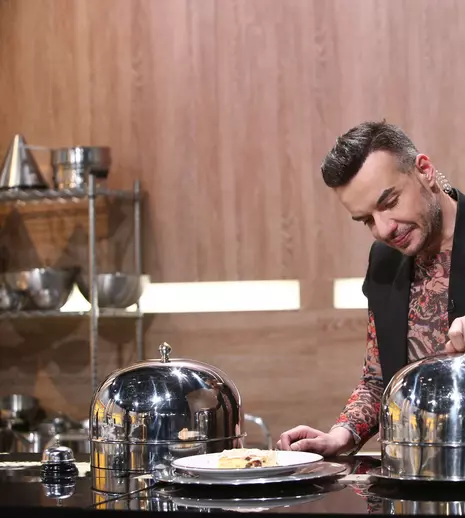 Luni, de la 20:00, pe Antena 1, moment In Memoriam Răzvan Ciobanu,  la „Chefi la cuțite”