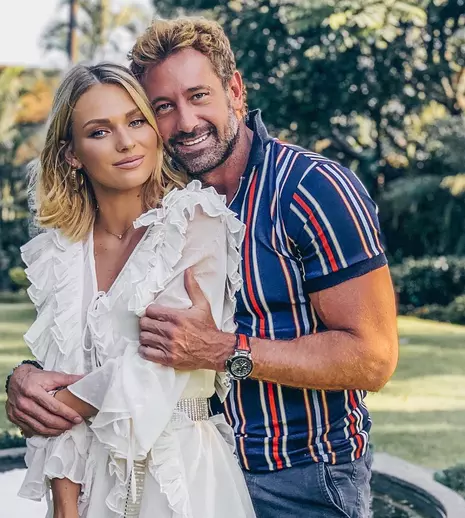 FOTO. Cum au împodobit bradul pentru primul Crăciun împreună Irina Baeva și Gabriel Soto