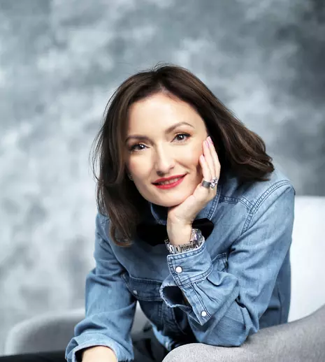 Duminică, de la ora 18:00, Paula Herlo continuă campania „Județe la stăpân” și ajunge în Călărași