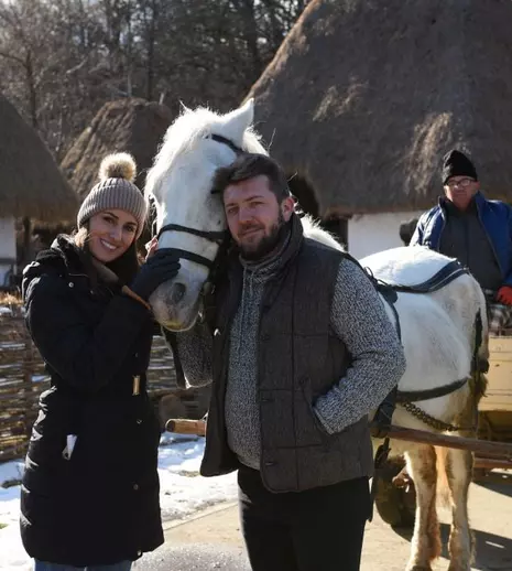 Mâine, de la ora 15:00, George Mihai și Andreea Străvoiu („ROventura”) ne poartă pașii prin zona Sibiului