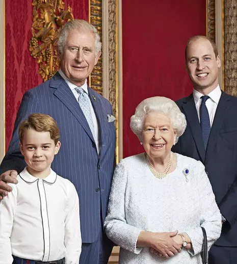 Prințul George, fiul ducilor de Cambridge, împlinește astăzi 7 ani. Noile fotografii publicate de Palatul Kensington