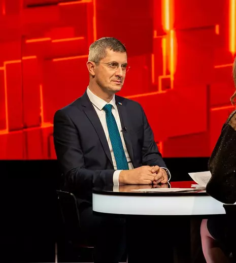 Dan Barna vine marți, la „40 de întrebări cu Denise Rifai” (Kanal D)