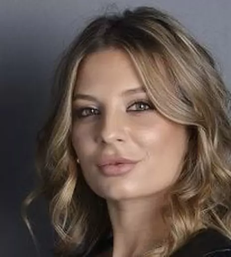 Ana Baniciu visează la o nuntă altfel: „Mi-ar plăcea să se întâmple pe o plajă pustie!”