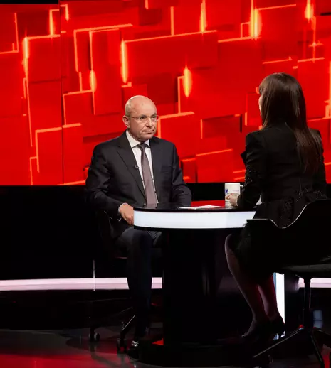 Cozmin Gușă, următorul invitat la “40 de întrebări cu Denise Rifai”