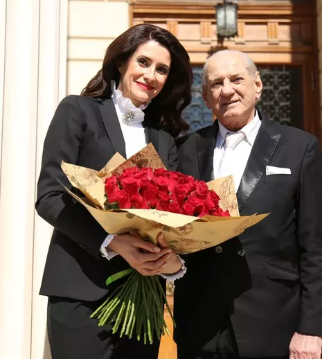 Iuliana Tudor, interviu eveniment cu marele Gheorghe Zamfir: „O vârstă rotundă, 80, doar un număr!”