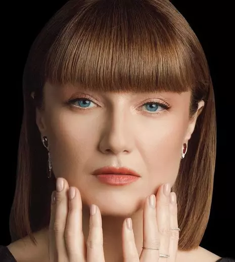 Pregătiri intense pentru „Asia Express”. De ce și-a dat Alexandra Ungureanu cu carbon pe față