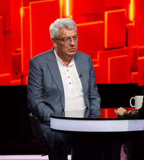 Mihai Tudose, la “40 de întrebări cu Denise Rifai”. “Sunteți un plagiator pe bandă rulantă?”