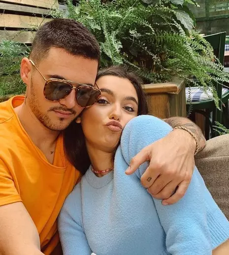 Relație sub semnul întrebării? Ce se petrece între Alexia Eram și Mario Fresh. Cu cine a fost surprinsă tânăra în aeroport