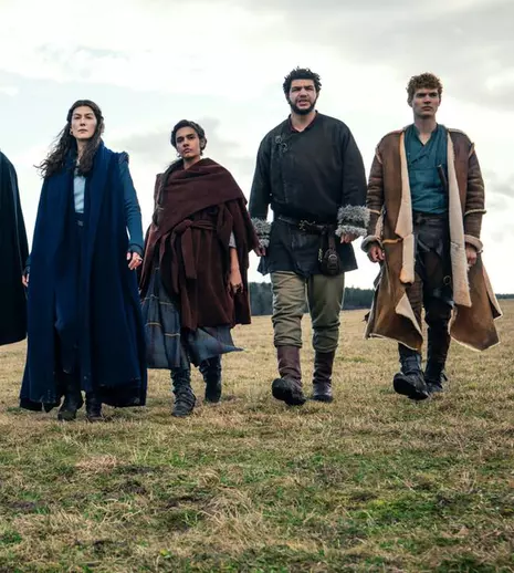 Tot ce trebuie să știi despre „Roata Timpului”/ „The Wheel of Time”, cel mai așteptat serial de pe Amazon Prime