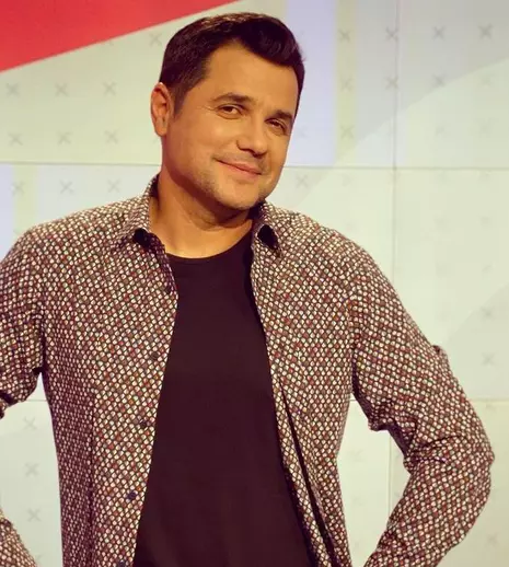 Cove, apariție specială într-un sitcom de la TV. „E greu să îți joc propriul rol”
