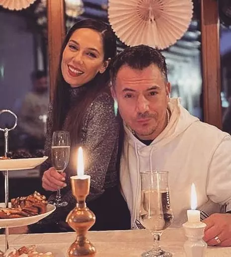 Irina și Răzvan Fodor, în prima vacanță din 2022. Cu ce actor s-au pozat în aeroport. „Întâlnire întâmplătoare...”