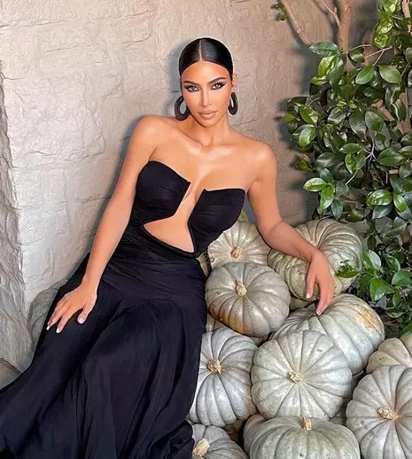 Kim Kardashian, imagine de milioane de like-uri din prima vacanță cu noul iubit. Ce detaliu au observat fanii. „Cum se face că nu ai...”