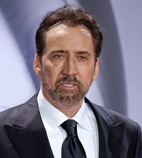 Primele imagini cu Nicolas Cage în rolul lui Dracula. Transformarea este uluitoare