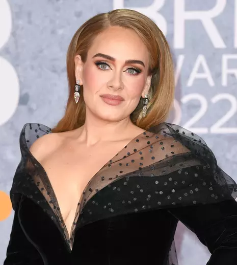 Adele a suferit o accidentare gravă la spate. Fiul ei a vrut să-i facă o farsă care nu s-a sfârșit deloc bine
