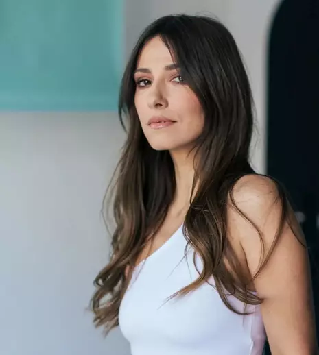 Dana Rogoz cere sfatul fanilor în legătură cu fiica ei. „Mă doare, jur. A început să dea primele semne acum vreun an”