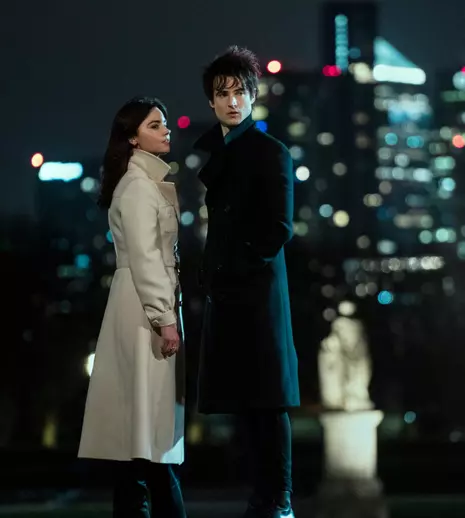 Neil Gaiman explică ce se întâmplă cu sezonul 2 din „Sandman”. Și alte seriale sunt afectate de grevă