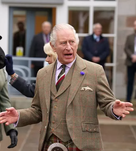 De ce va fi Charles al III-lea unul dintre cei mai excentrici suverani britanici. Ce tabieturi bizare are monarhul