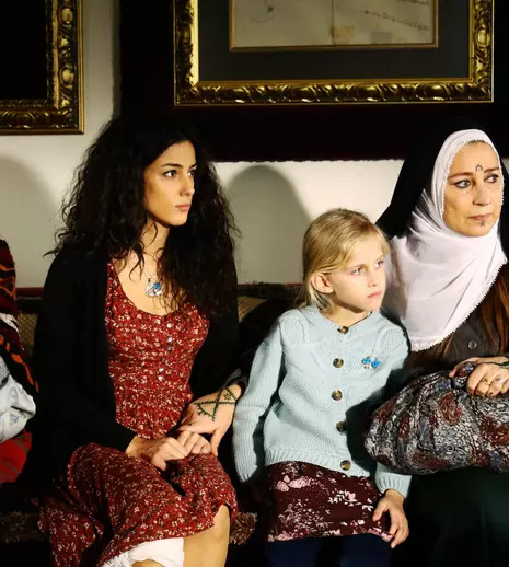 Serialul turcesc „Vremea despărțirii” începe la Timeless Dizi Channel. Programul de difuzare