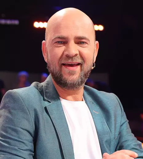 „Batem palma?”, noua emisiune a lui Cosmin Seleși, începe astăzi. Cine sunt concurenții din prima ediție