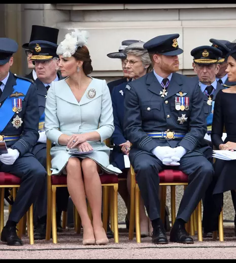 5 moduri prin care familia regală a ripostat subtil la acuzațiile făcute de prințul Harry și soția sa, Meghan. La ce trucuri au apelat