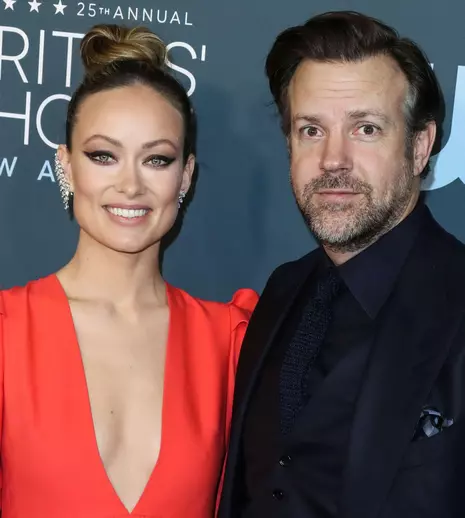 Olivia Wilde și Jason Sudeikis, dați în judecată de fosta bonă. Ce îi cerea actorul să facă în timpul nopții