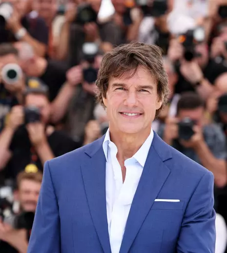 Cine ar fi noua iubită a lui Tom Cruise. Este mai tânără cu 25 de ani decât celebrul actor