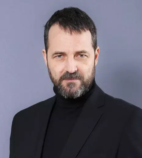 Andrei Aradits se alătură distribuției serialului „Lia – Soția soțului meu” de la Antena 1