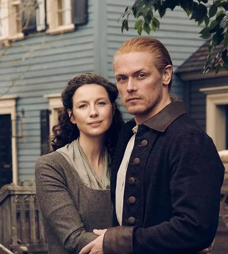 Când are premiera sezonul 7 din serialul „Outlander”. Anunțul neașteptat al producătorilor