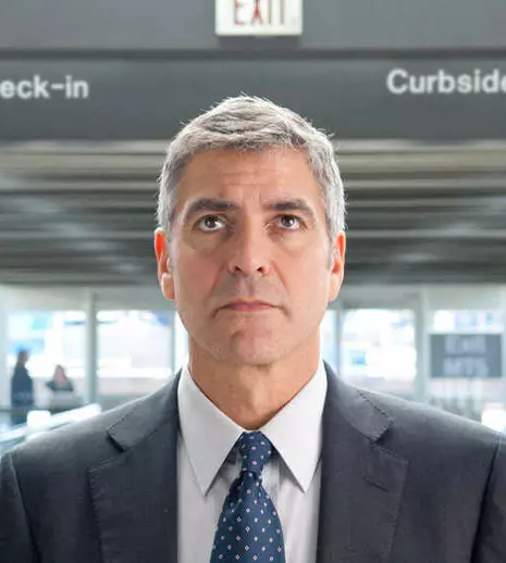 Filme la TV azi, 9 aprilie: „Sus, în aer”, „Muzica și versurile”, „Transport blindat”, „Trenul asasinilor”