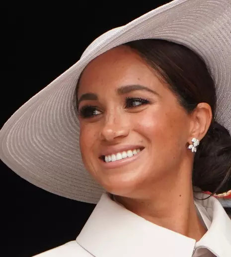 Ducii de Sussex, linșați de presa de peste Ocean. Ce scriu tabloidele americane. Trecutul lui Meghan Markle, pus sub lupă