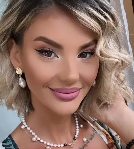Ramona Olaru, reacție dură după ce ar fi fost surprinsă împreună cu Gabi Bădălău. „Sunt ca prințesa Diana. E ceva rău”