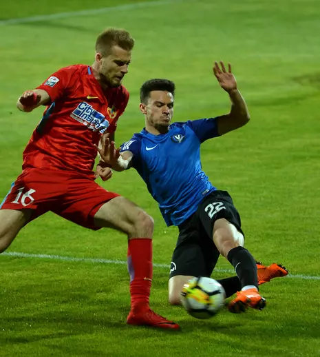 SUPERLIGA: Cine transmite Farul – FCSB, derby-ul etapei a 9-a din Liga 1