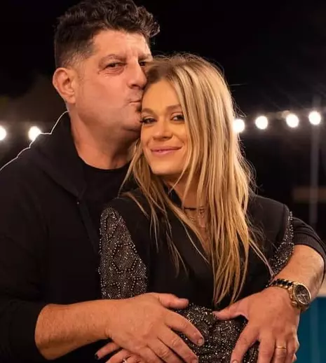 Tavi Colen și Emma de la Zu s-au logodit în secret după 16 ani de relație. Ce diferență imensă de vârstă este între ei