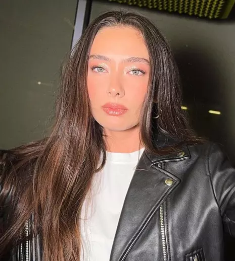 Neslihan Atagül, noi imagini cu burtica de gravidă. Actrița se bucură de o vacanță exotică în Egipt