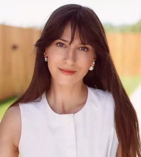 Dana Rogoz, mândră de casa din Viscri. Renovările au ajuns la final, după cinci ani de muncă: „Ne opresc sătenii și ne felicită”