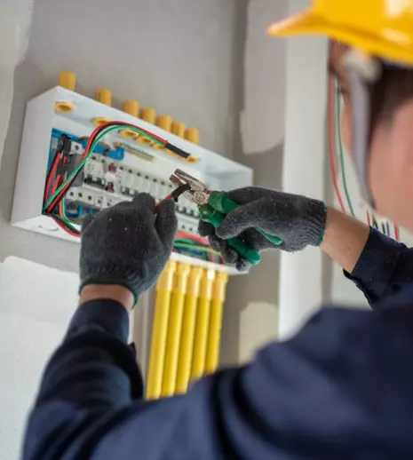 Echipamente esențiale pentru conectarea cablurilor în instalațiile electrice