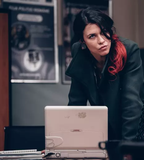 Netflix lansează „Subteran”, primul său serial românesc: „Povestea merge foarte, foarte rapid”, explică protagonista Ana Ularu