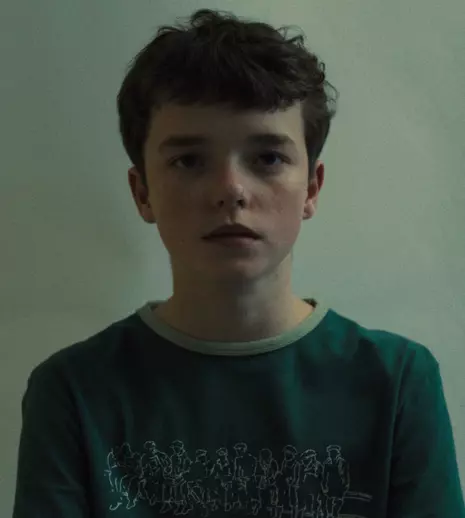 CRONICĂ. Miniseria „Adolescență coruptă” de pe Netflix ne vorbește, într-un fel de neuitat, despre uragane emoționale