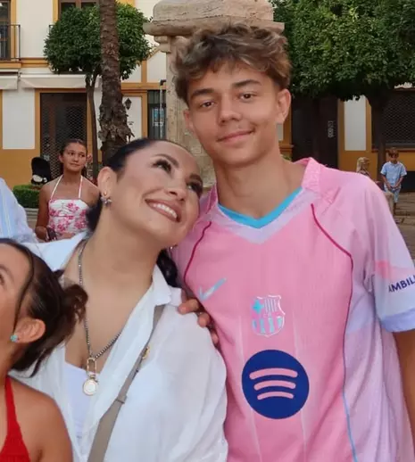 Cătălin Măruță și Andra, imagini rare din casa lor de vacanță din Spania: „Ne-am întors unde știm fiecare colț, fiecare răsărit”