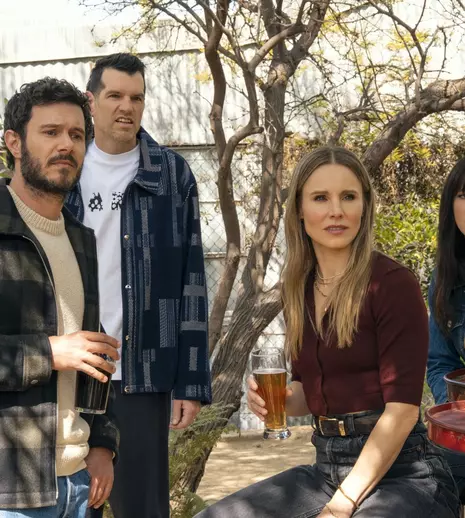 „Nimeni nu vrea asta” revine cu sezonul 2 pe Netflix – Kristen Bell și Adam Brody, protagoniști în comedia romantică a anului